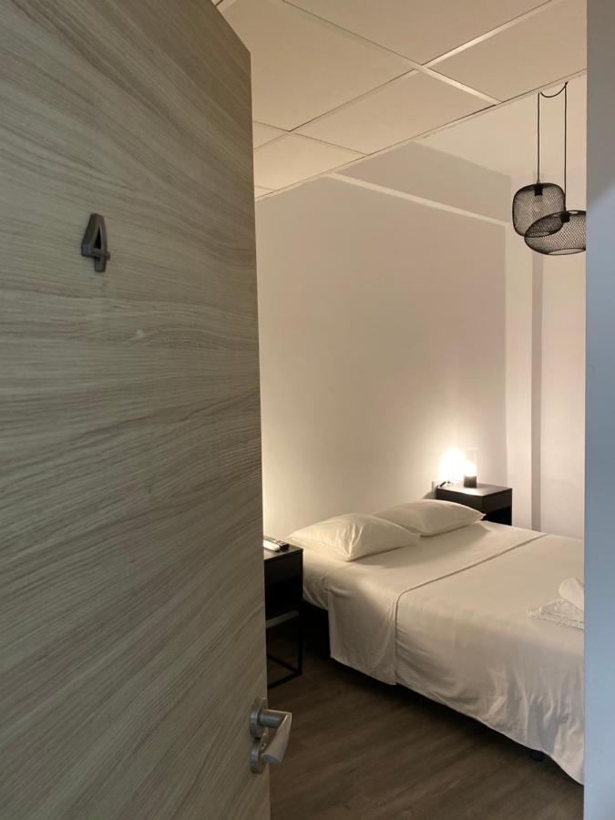 Shanti Rooms Валенсия Екстериор снимка